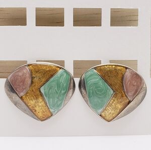 0015 Vintage Two Tone Metal and Enamel Trianglar Clip Earrings